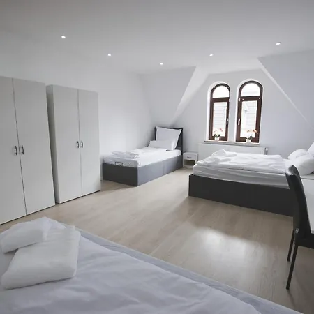 Grosszuegiges Loft Mit Billardtisch Lejlighed